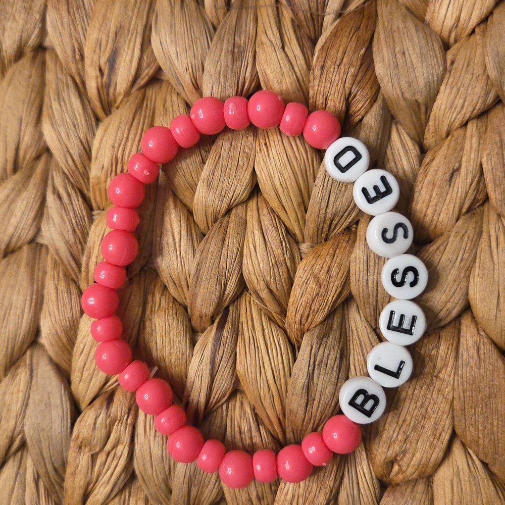 NWOT Pink Beaded 'Blessed' Kids Bracelet